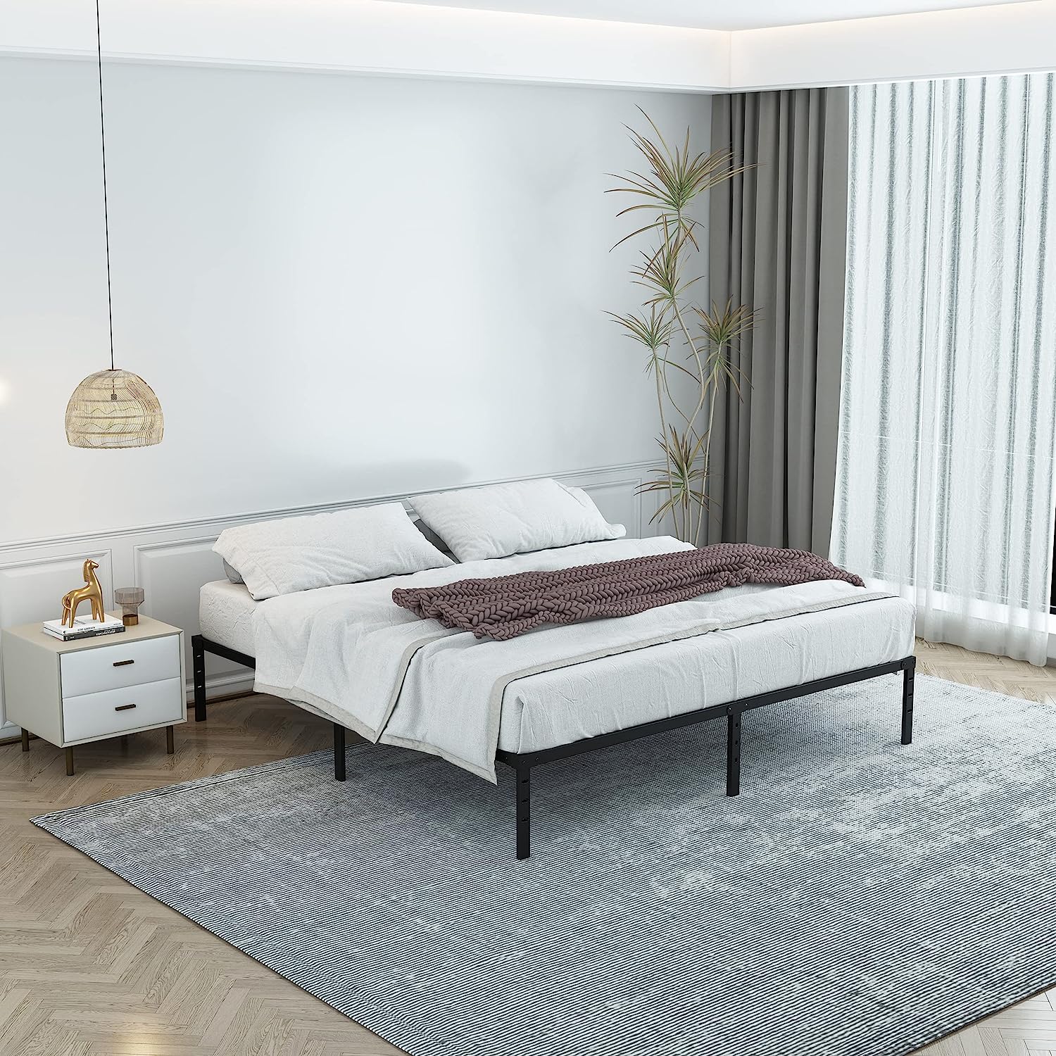 Queen Bed Frame, 14 Inch Metal Platform Bed Frame