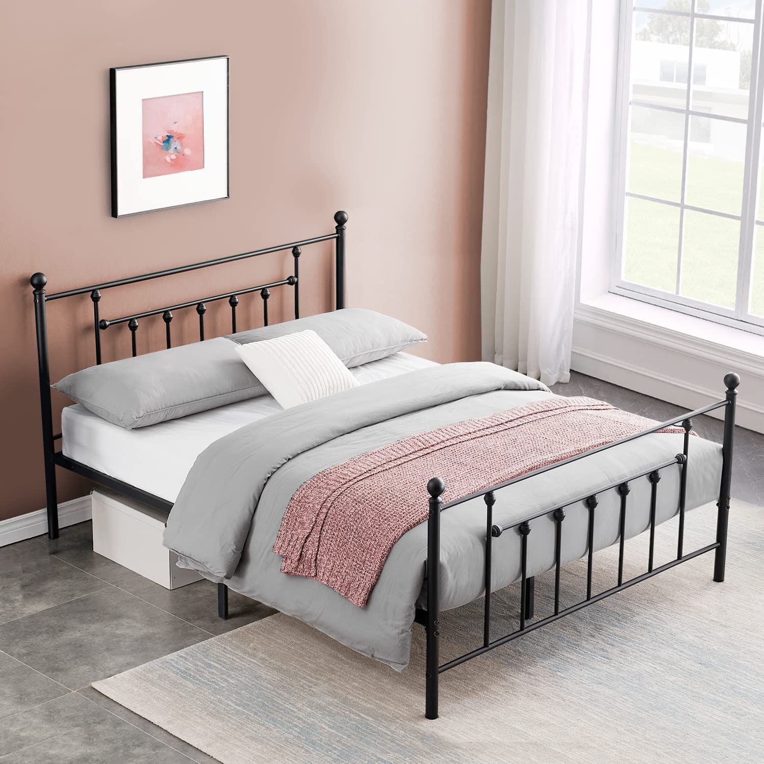 Queen Size Metal Platform Bed Frame with Headboard,Black