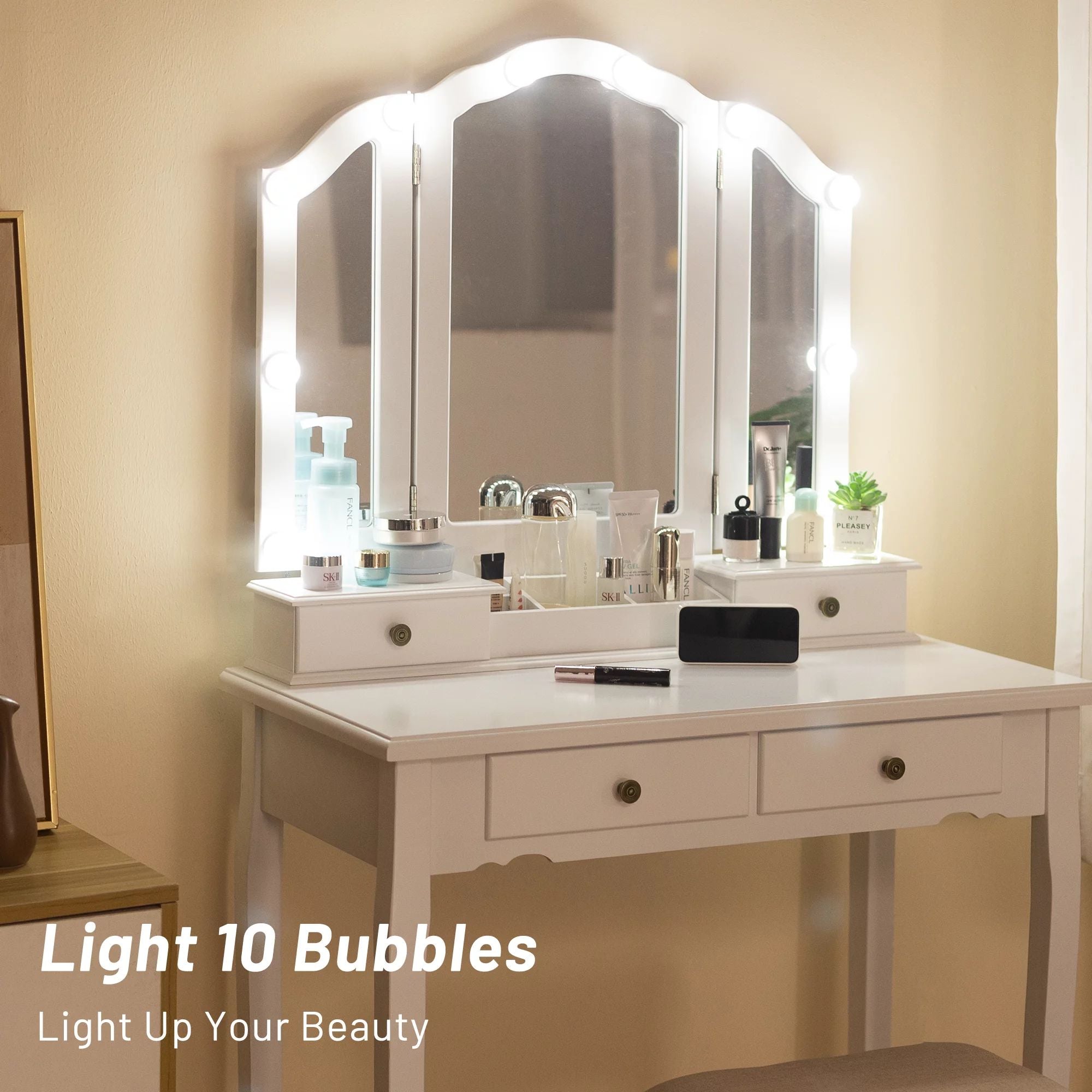 Vintage vanity set